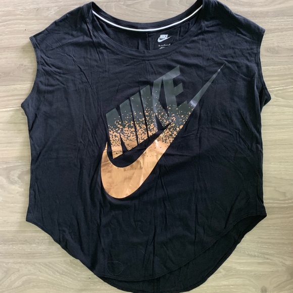 Nike Workout T-Shirt (Copper Accents) - Picture 4 of 5